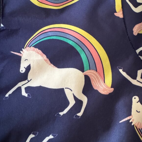 Carter’s Hooded Rainslicker Unicorns & Rainbows - 2T - Navy w/pink lining - Picture 6 of 9